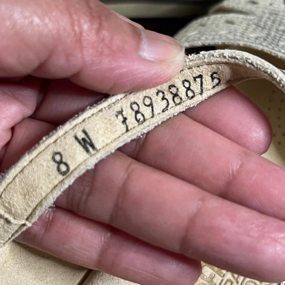 SAS NEW Duo Adjustable Gold Leather Comfort Sandals 8W Wide Walking Outdoors - Picture 7 of 8